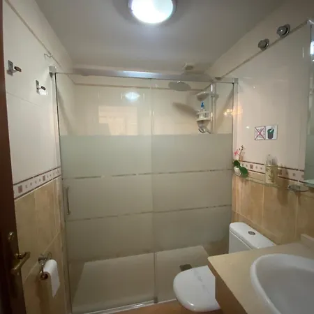 Privatunterkunft Bedroom Medanomar 2 *