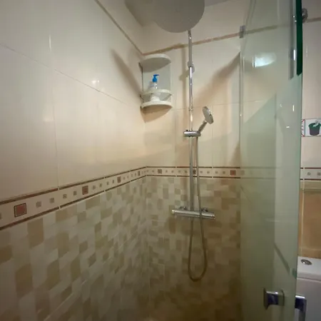 Bedroom Medanomar 2 Проживание в семье